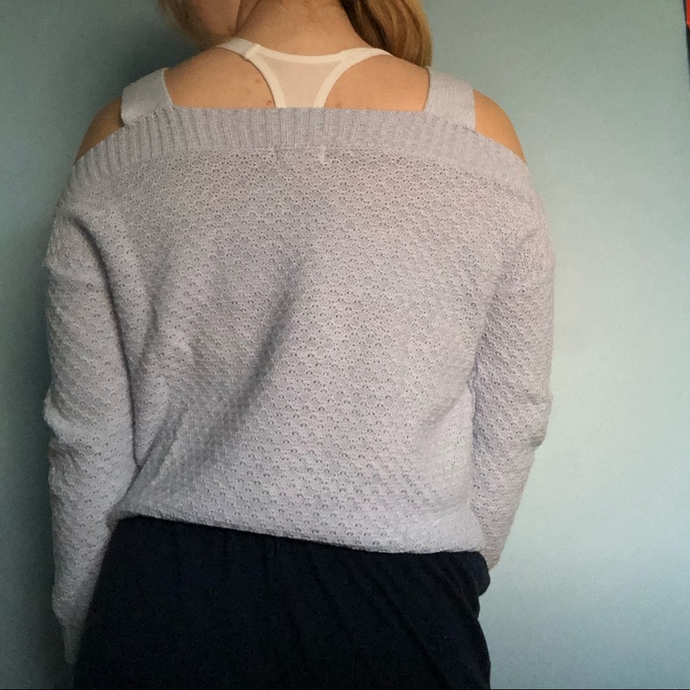 Periwinkle sweater - Picture 5 of 5
